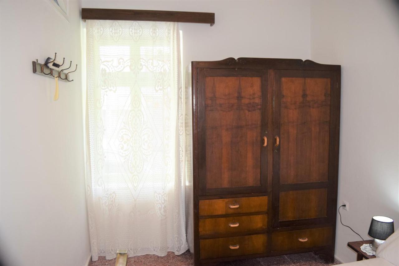 Village Home In Paradisi  Exterior photo